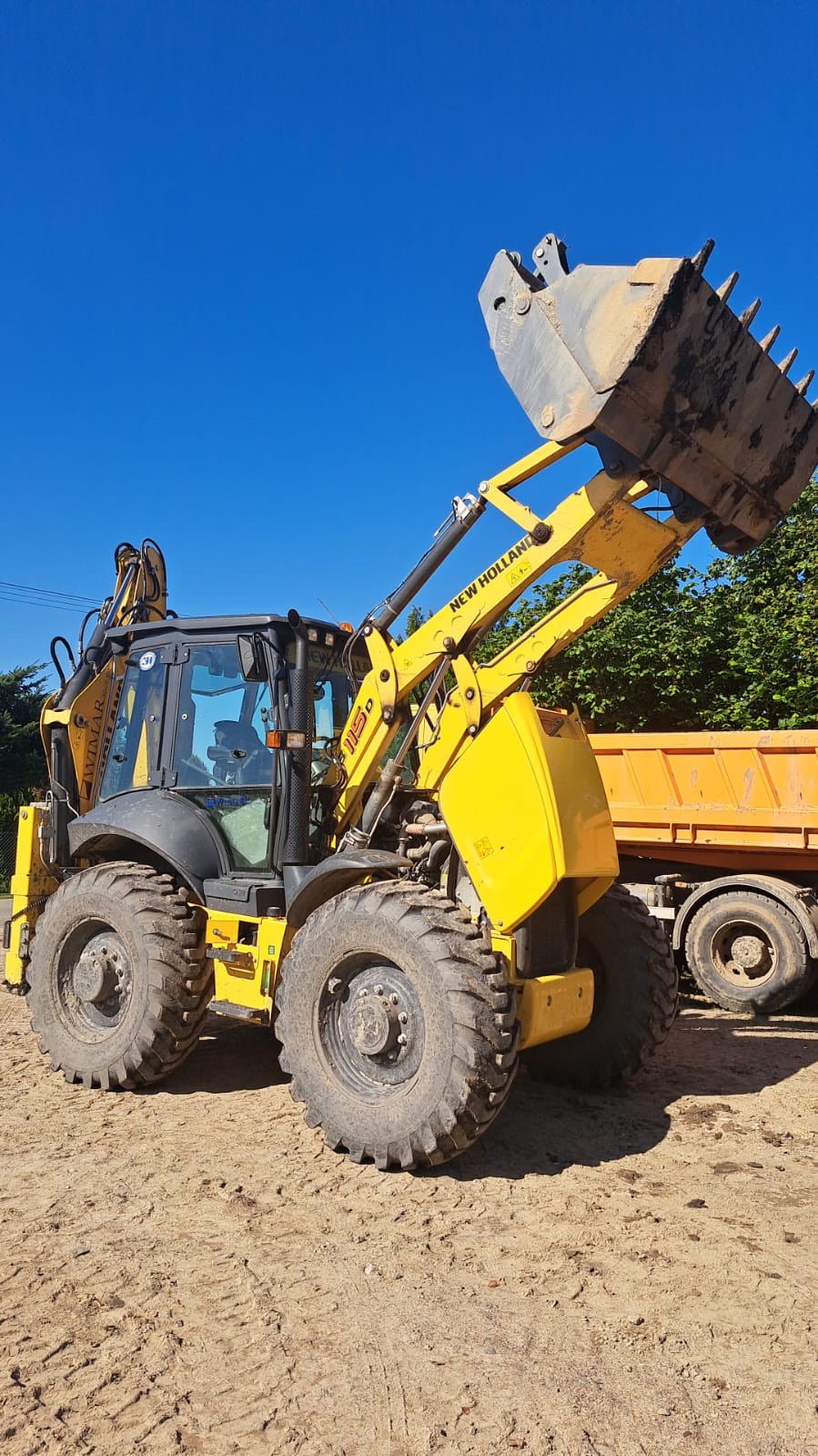 New Holland ciągnik